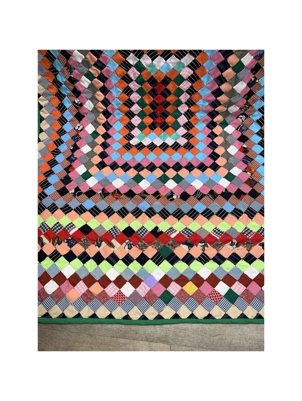 Vtg Around The World Postage Stamp Quilt 60’s 70’s Poly Fabric MCM 46” X 75”